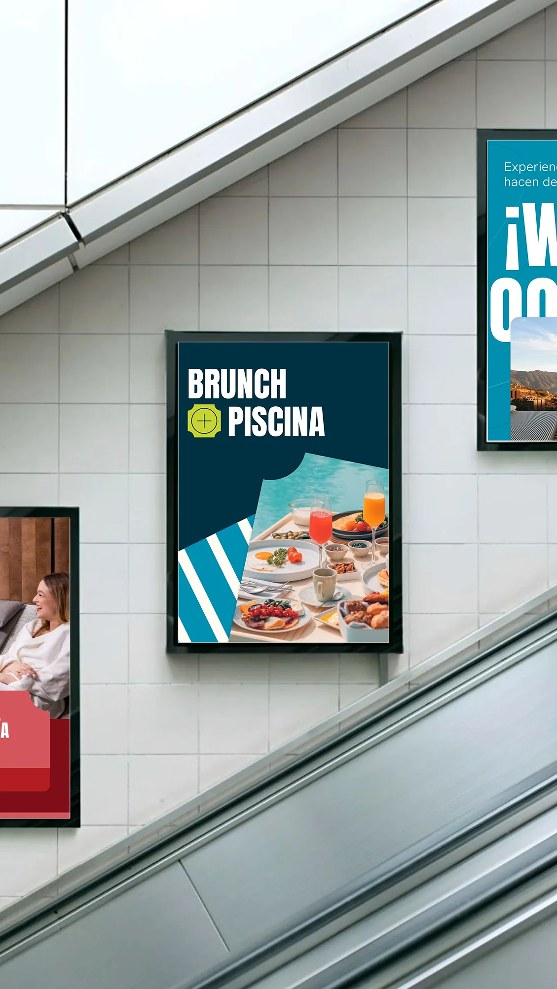 Cartel vertical en estación.